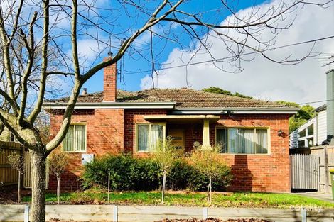 21 Deakin St, Mitcham, VIC 3132