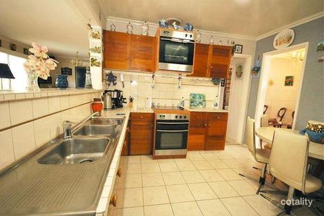 Property photo of 35 Emerald Drive Springvale VIC 3171