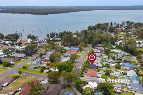 Property photo of 66 Gymea Crescent Mannering Park NSW 2259