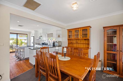 Property photo of 66 Gymea Crescent Mannering Park NSW 2259