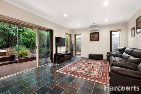 Property photo of 8 Moremi Place South Morang VIC 3752