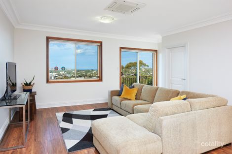 Property photo of 35 Lyly Road Allambie Heights NSW 2100