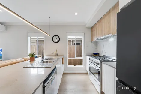 Property photo of 9 Pipit Street Palmview QLD 4553