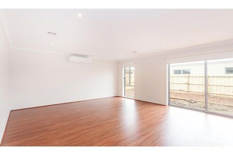 Property photo of 5 Bondi Street Armstrong Creek VIC 3217