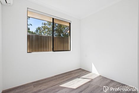 Property photo of 21 Maive Street Byford WA 6122
