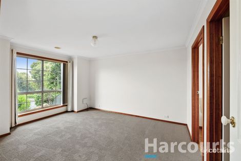Property photo of 5 Altieri Place Ballarat East VIC 3350