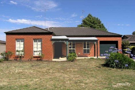 Property photo of 1/11 Shaw Avenue Wendouree VIC 3355