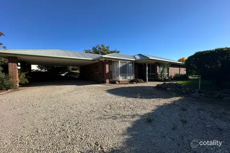 6 Day St, Henty, NSW 2658