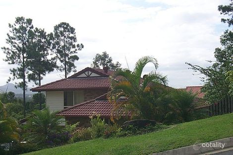 16 Tuvalu St, Pacific Pines, QLD 4211