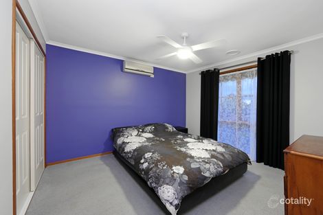 Property photo of 4 Fernlea Avenue Rowville VIC 3178