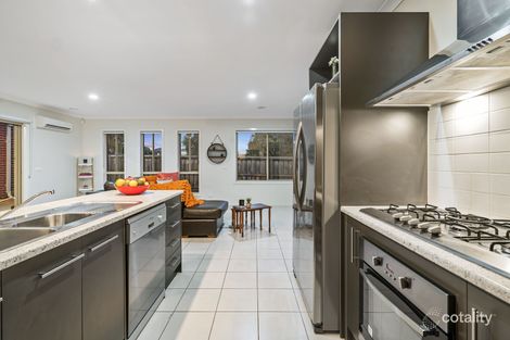 Property photo of 27 Lucas Terrace Taylors Hill VIC 3037