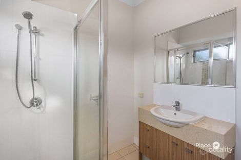 Property photo of 1/8 Princess Street Fairfield QLD 4103