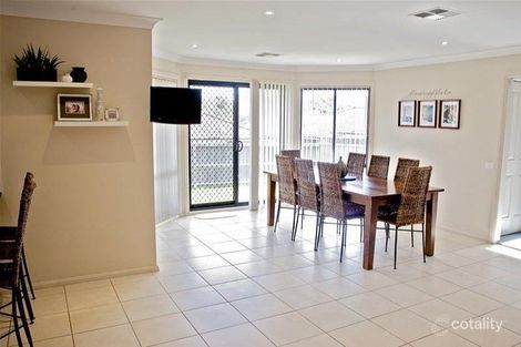 Property photo of 8 Mariner Close Summerland Point NSW 2259