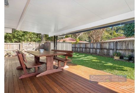 Property photo of 1/5 Aloota Crescent Ocean Shores NSW 2483