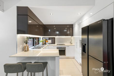 Property photo of 10/18 Bernecker Street Carina QLD 4152