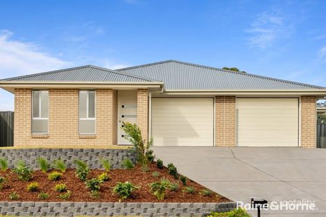 2/72 Ardennes Cct, Gillieston Heights, NSW 2321