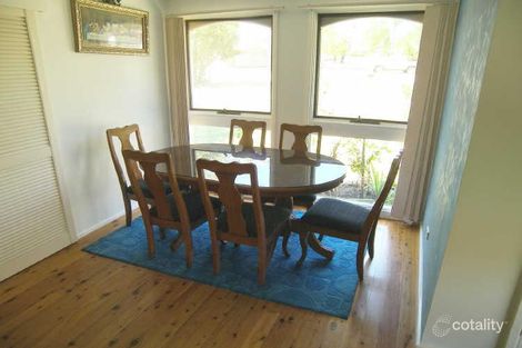 Property photo of 32 Kerwin Circle Hebersham NSW 2770