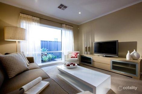 Property photo of 8 Crompton Drive St Clair SA 5011