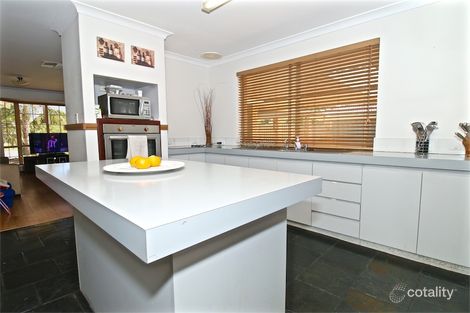 Property photo of 4 Monaco Close Warnbro WA 6169