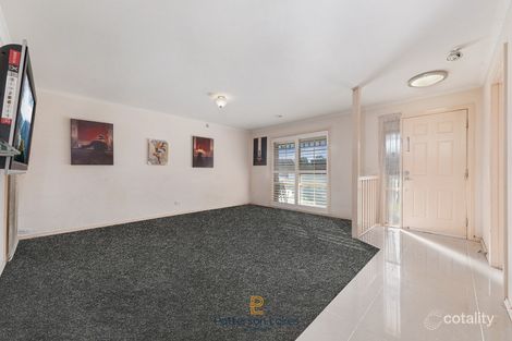 Property photo of 4 Sandalwood Grove Carrum Downs VIC 3201