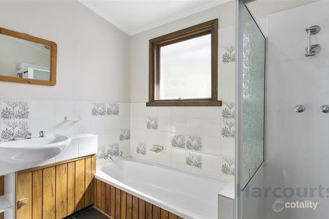 Property photo of 94 Crystal Downs Drive Blackmans Bay TAS 7052