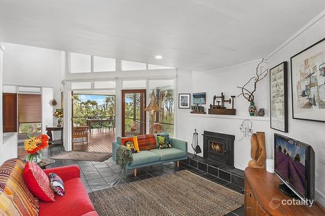 Property photo of 40 Beachview Esplanade Macmasters Beach NSW 2251