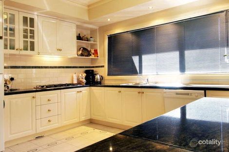 Property photo of 19 Greenbank Drive Mooroolbark VIC 3138