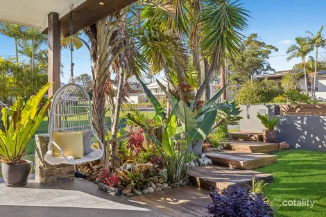 Property photo of 21 George Hely Crescent Killarney Vale NSW 2261