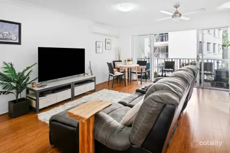 Property photo of 18/42 Beach Parade Surfers Paradise QLD 4217