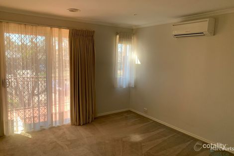 Property photo of 14 Flame Crescent South Morang VIC 3752