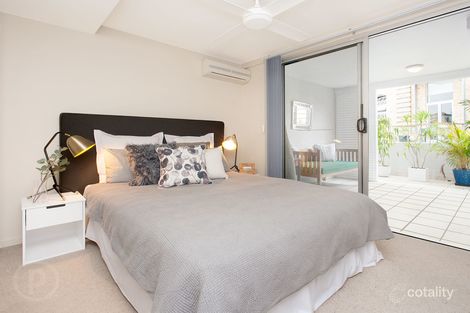 Property photo of 11/10 Vernon Terrace Teneriffe QLD 4005
