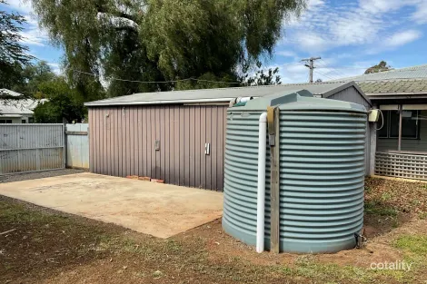 Property photo of 2 Currajong Avenue Katamatite VIC 3649