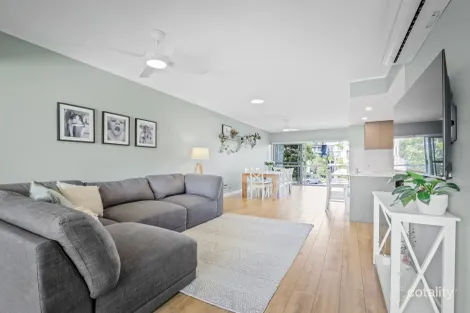 Property photo of 16/137 Scottsdale Drive Robina QLD 4226