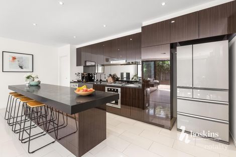 Property photo of 30 Bardaster Boulevard Chirnside Park VIC 3116