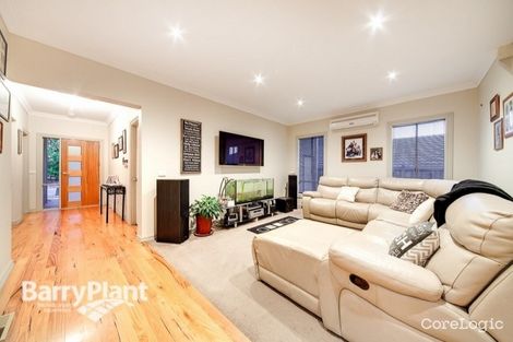 Property photo of 29 Bohemia Crescent Pakenham VIC 3810