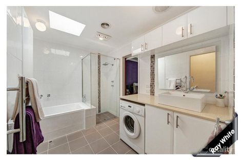 Property photo of 31 Keverstone Circuit Isabella Plains ACT 2905