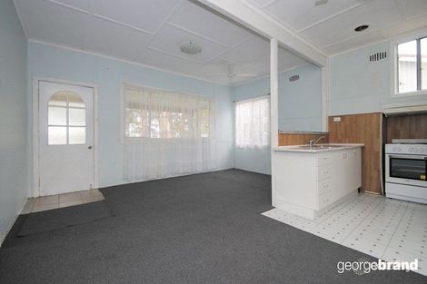 Property photo of 226 Tuggerawong Road Tuggerawong NSW 2259