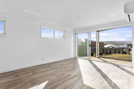 Property photo of 3/24 Sandpiper Drive Midway Point TAS 7171