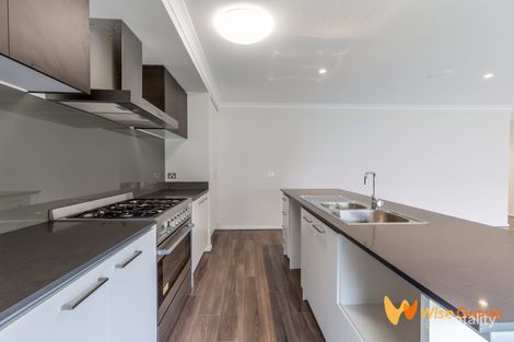 Property photo of 5 Birchmore Place Clyde North VIC 3978