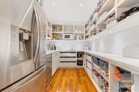 Property photo of 24 St Andrews Way Darley VIC 3340