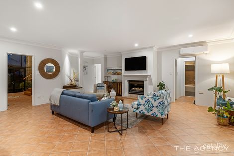 Property photo of 3 St Malo Cove Warnbro WA 6169