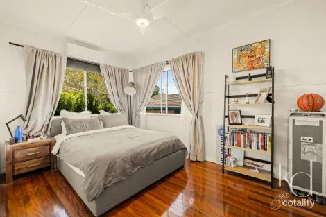 Property photo of 389 Saint Vincents Road Nudgee QLD 4014