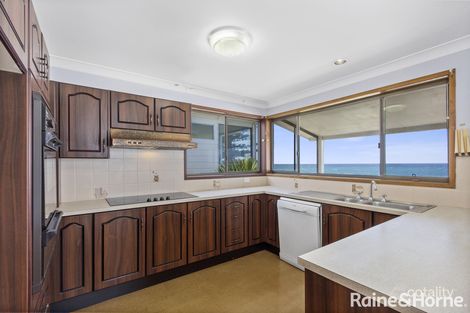 Property photo of 81 South Pacific Crescent Ulladulla NSW 2539