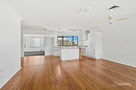 Property photo of 190 North Kiama Drive Kiama Downs NSW 2533