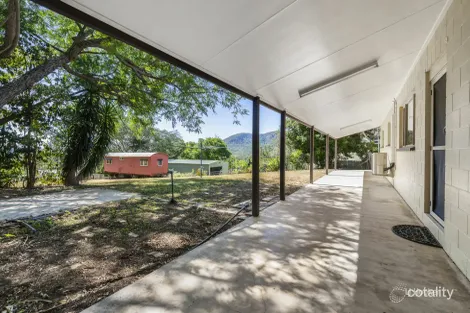 Property photo of 13 Hill Street Esk QLD 4312