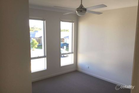 Property photo of 66 Tasman Boulevard Fitzgibbon QLD 4018