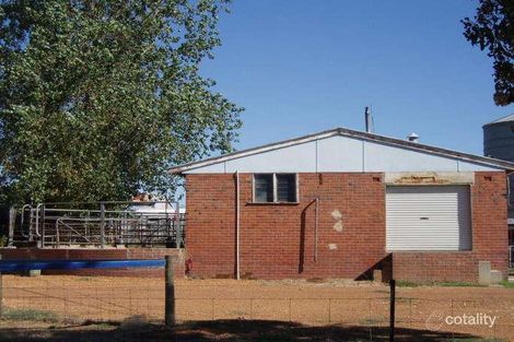 Property photo of 2 Roebuck Road Harvey WA 6220