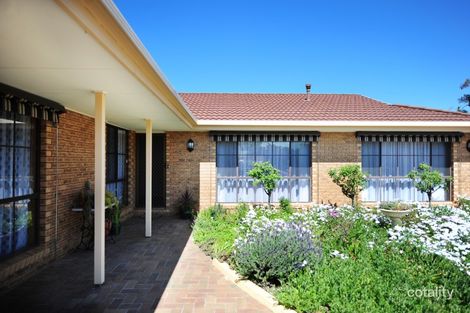 Property photo of 4 Wilca Way Wodonga VIC 3690