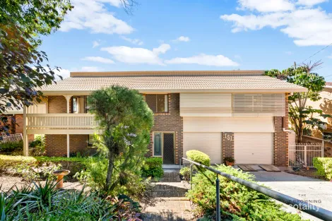 151 Burbong St, Chapel Hill, QLD 4069
