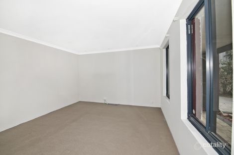 Property photo of 7 Brookeby Heights Leda WA 6170